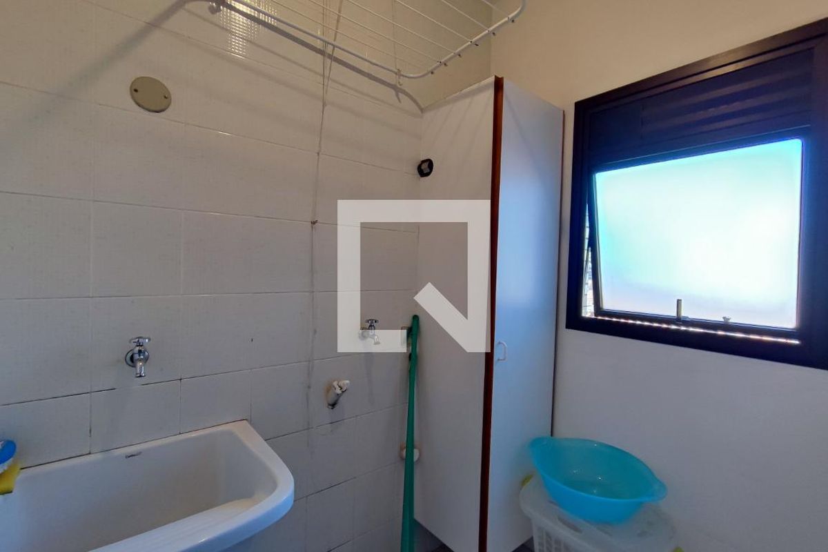 Apartamento à Venda - Cambuí, 1 Quarto,  70 m2 em , Campinas - sp | SoloBR