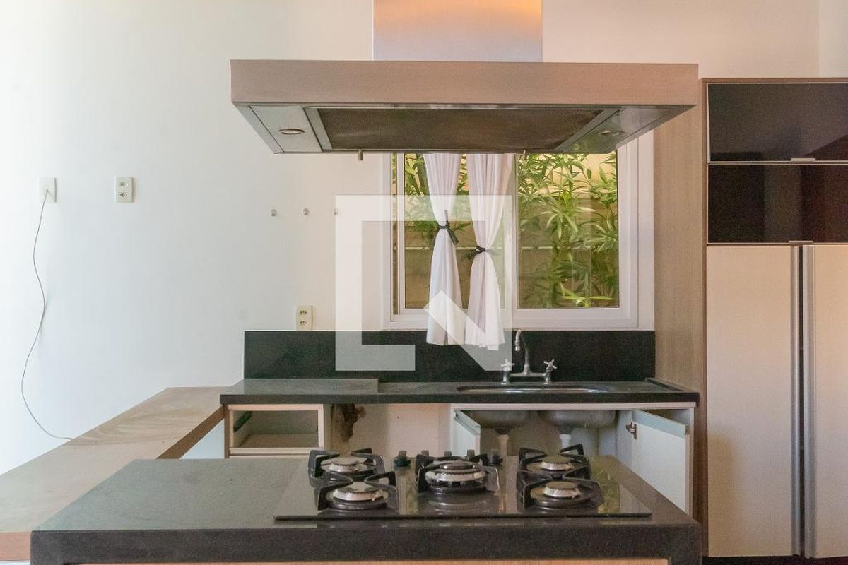 Casa à Venda - Swiss Park, 3 Quartos,  234 m2 em , Campinas - sp | SoloBR