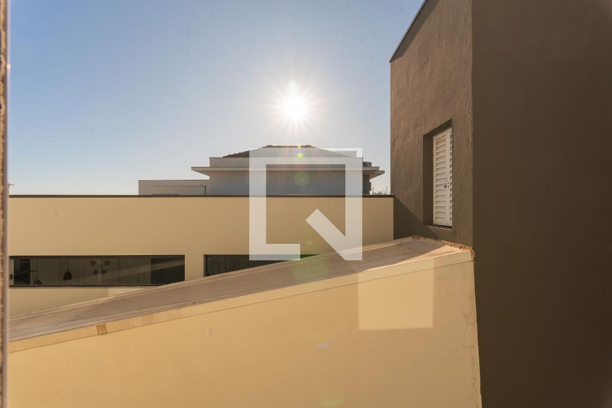 Casa à Venda - Swiss Park, 3 Quartos,  234 m2 em , Campinas - sp | SoloBR