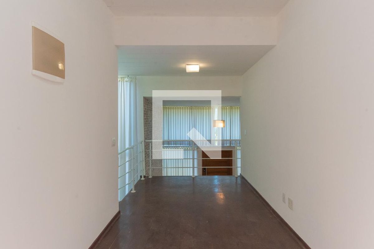 Casa à Venda - Swiss Park, 3 Quartos,  234 m2 em , Campinas - sp | SoloBR