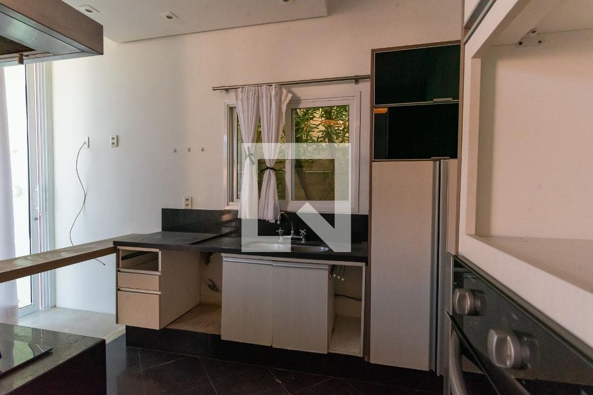 Casa à Venda - Swiss Park, 3 Quartos,  234 m2 em , Campinas - sp | SoloBR