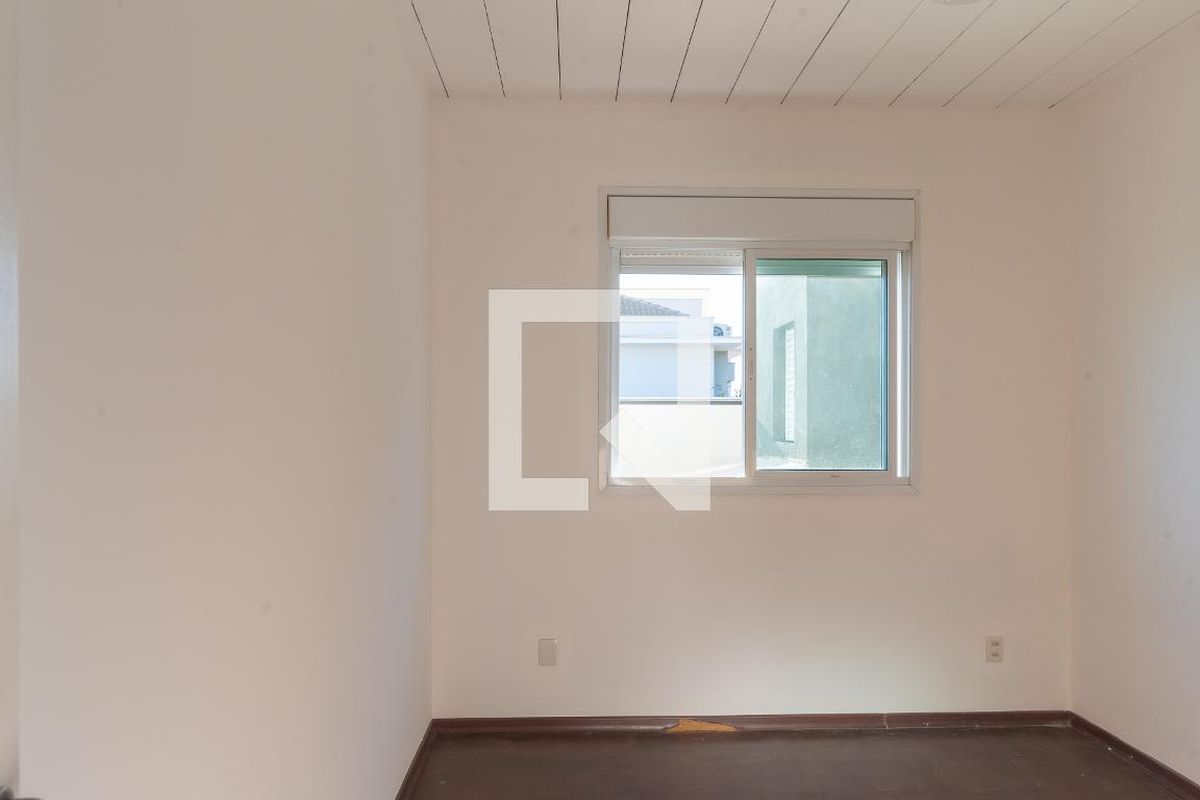 Casa à Venda - Swiss Park, 3 Quartos,  234 m2 em , Campinas - sp | SoloBR