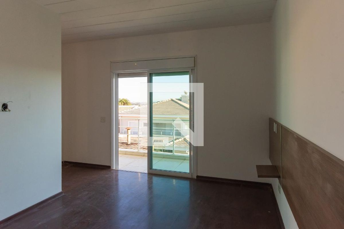Casa à Venda - Swiss Park, 3 Quartos,  234 m2 em , Campinas - sp | SoloBR