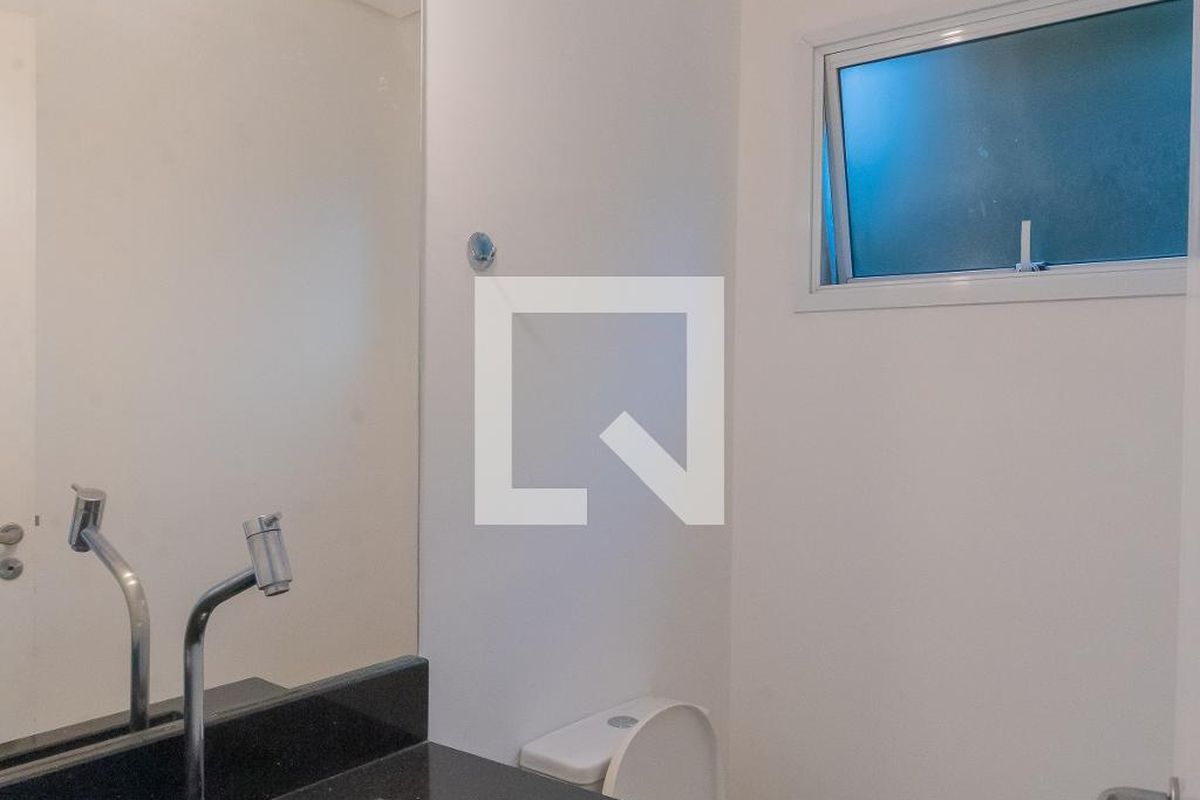 Casa à Venda - Swiss Park, 3 Quartos,  234 m2 em , Campinas - sp | SoloBR