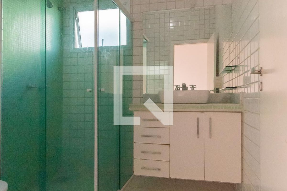 Casa à Venda - Swiss Park, 3 Quartos,  234 m2 em , Campinas - sp | SoloBR