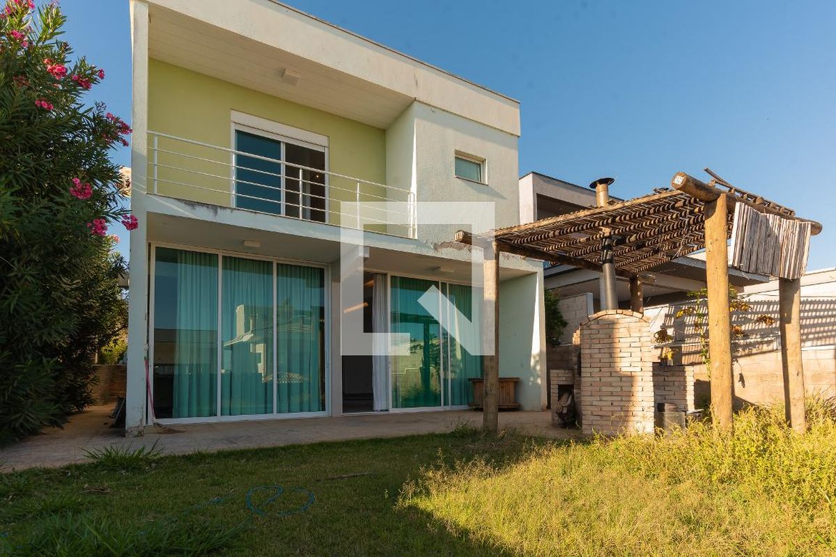 Casa à Venda - Swiss Park, 3 Quartos,  234 m2 em , Campinas - sp | SoloBR