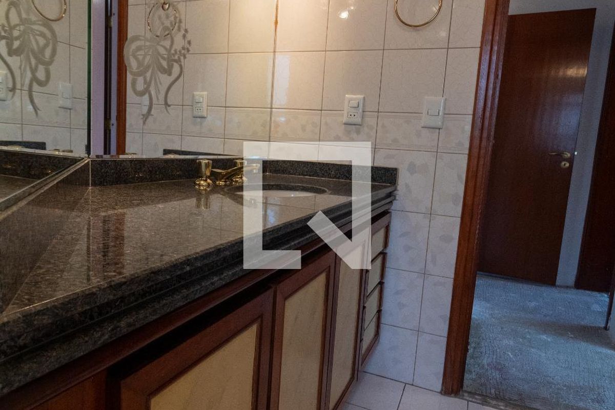 Apartamento, 4 quartos, 224 m² - Foto 122
