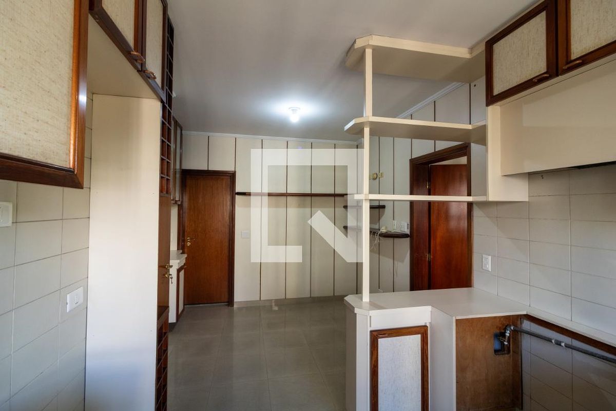 Apartamento, 4 quartos, 224 m² - Foto 132