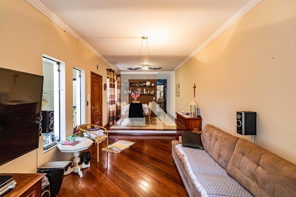 Casa, 3 quartos, 245 m² - Foto 11