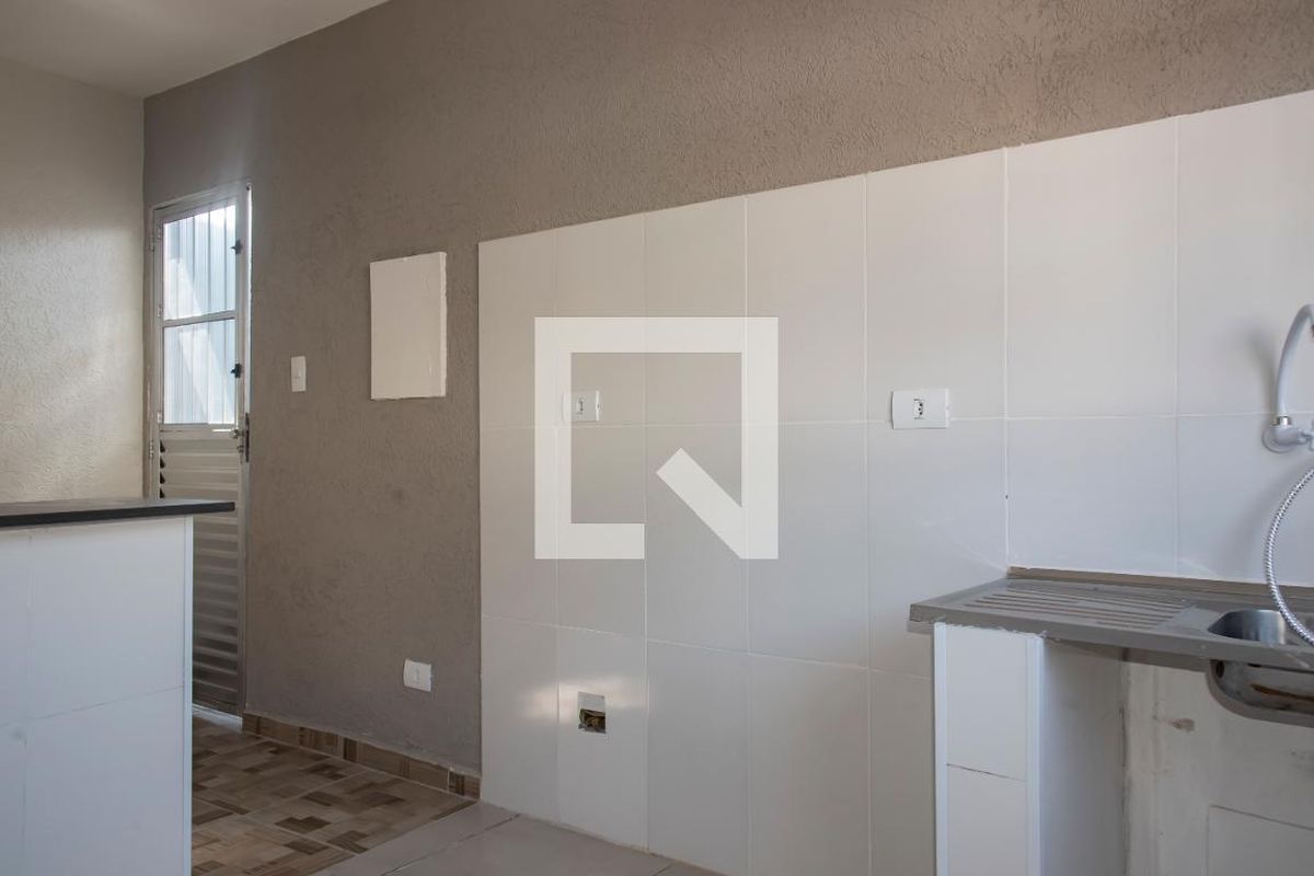Casa, 1 quarto, 33 m² - Foto 34