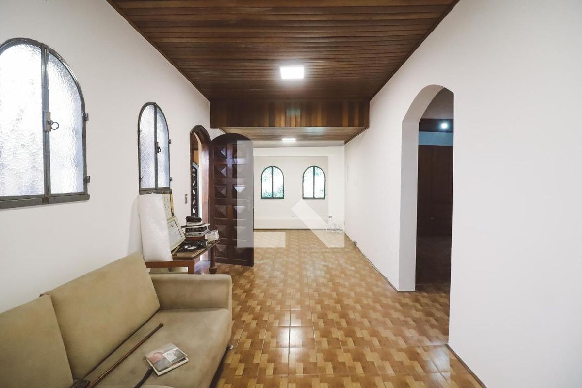 Casa, 3 quartos, 200 m² - Foto 2