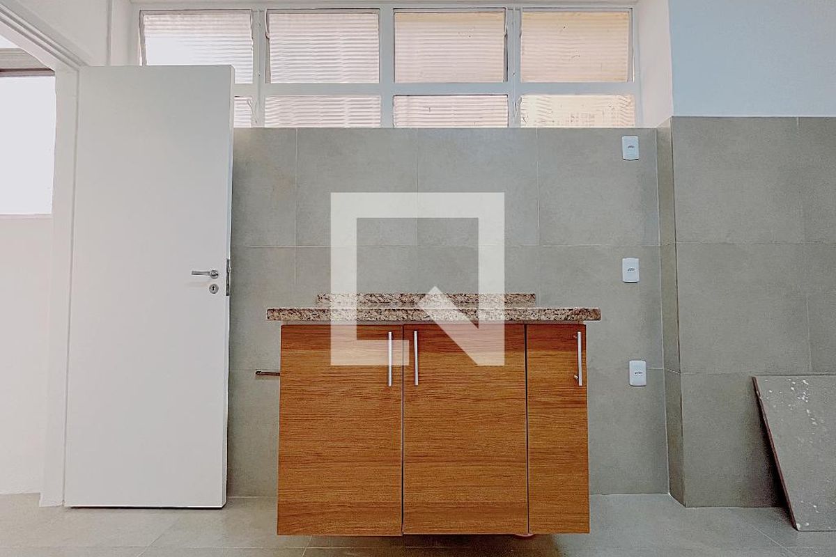 Apartamento à Venda - Centro, 2 Quartos,  110 m2 em , Campinas - sp | SoloBR