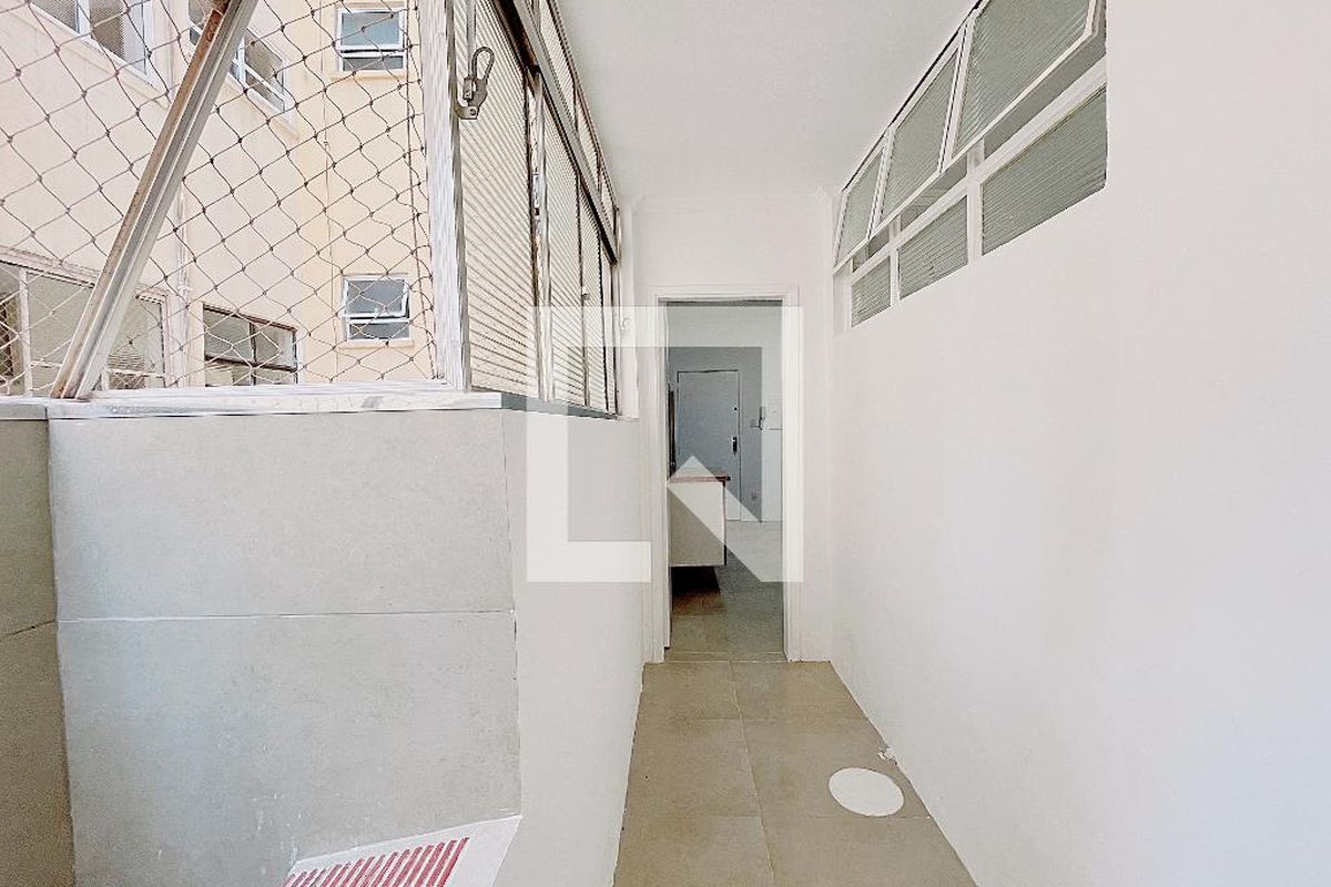 Apartamento à Venda - Centro, 2 Quartos,  110 m2 em , Campinas - sp | SoloBR