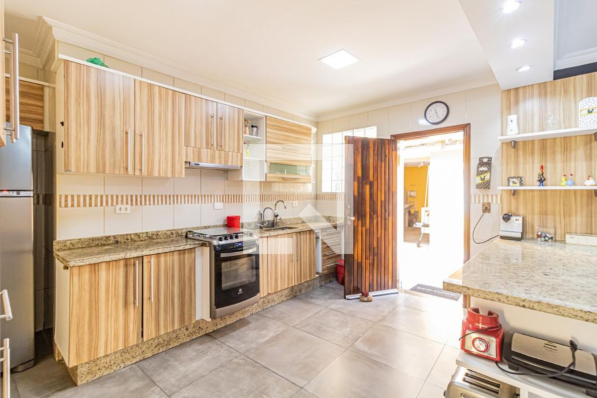 Casa, 3 quartos, 270 m² - Foto 87