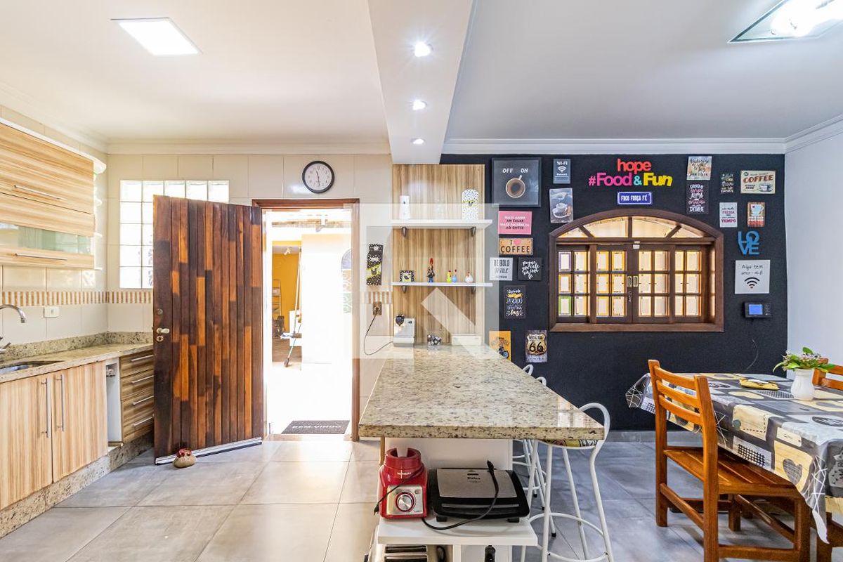 Casa, 3 quartos, 270 m² - Foto 99