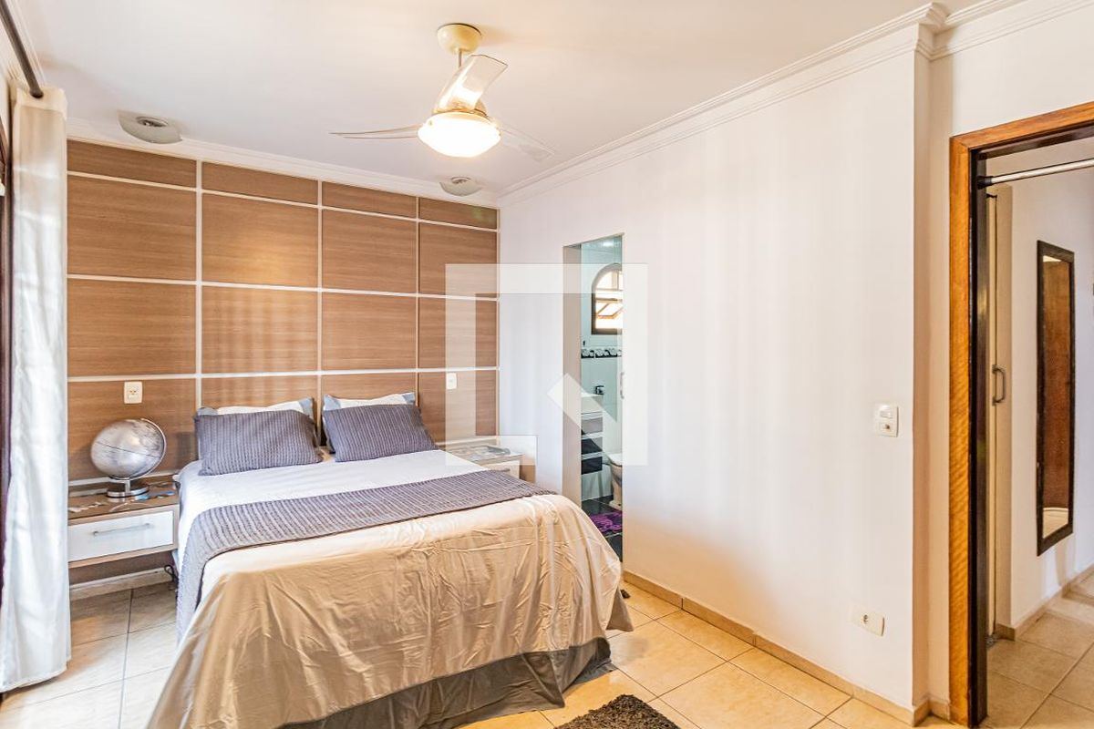 Casa, 3 quartos, 270 m² - Foto 37