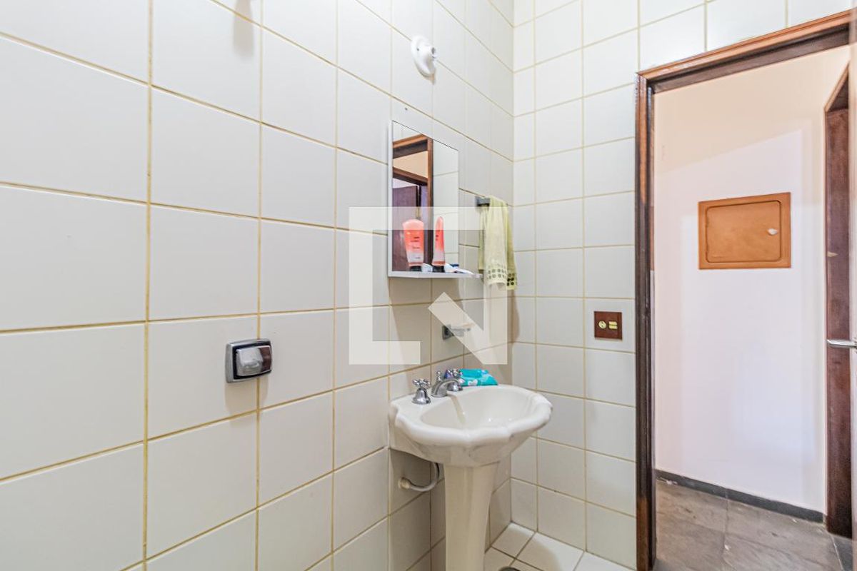 Casa, 3 quartos, 270 m² - Foto 127