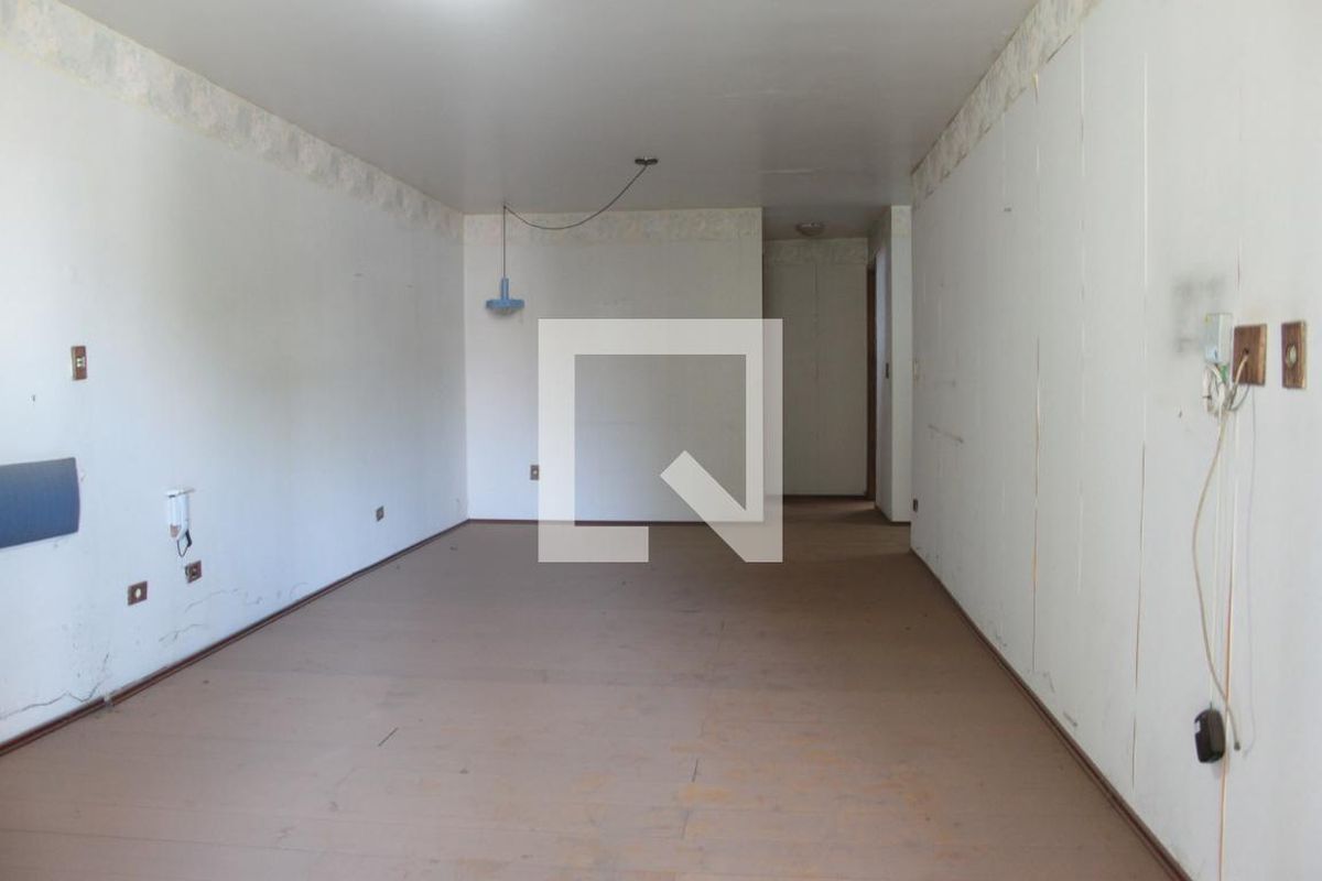 Casa à Venda - Nova Campinas, 4 Quartos,  650 m2 em , Campinas - sp | SoloBR