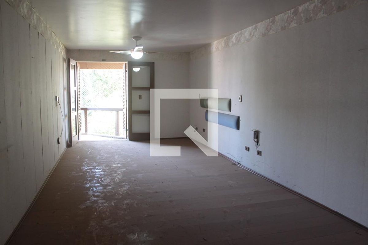 Casa à Venda - Nova Campinas, 4 Quartos,  650 m2 em , Campinas - sp | SoloBR