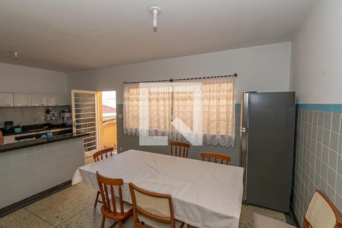 Casa à Venda - Jardim Chapadão, 3 Quartos,  96 m2 em , Campinas - sp | SoloBR