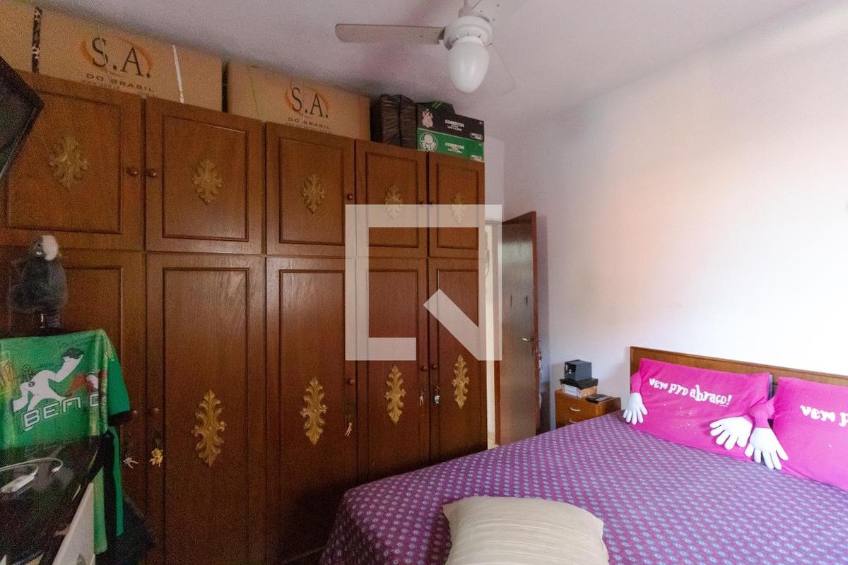 Casa à Venda - Jardim Flamboyant, 4 Quartos,  319 m2 em , Campinas - sp | SoloBR