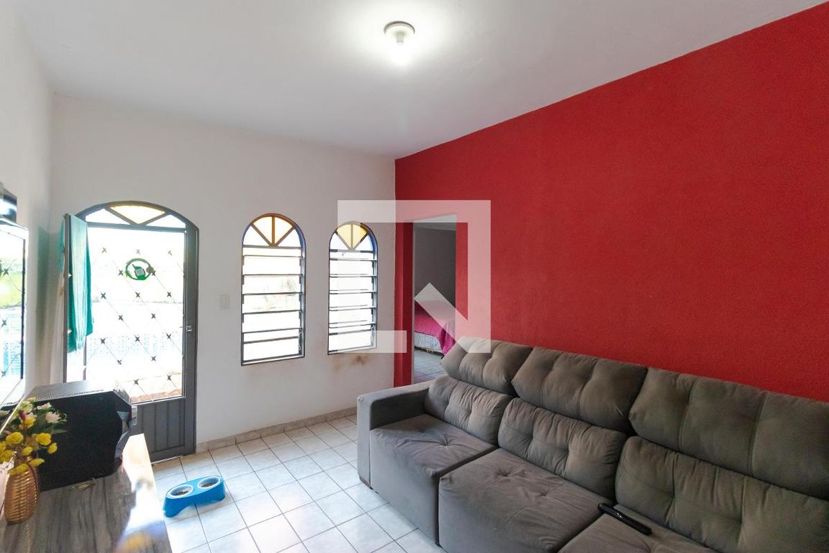 Casa à Venda - Jardim Flamboyant, 4 Quartos,  319 m2 em , Campinas - sp | SoloBR