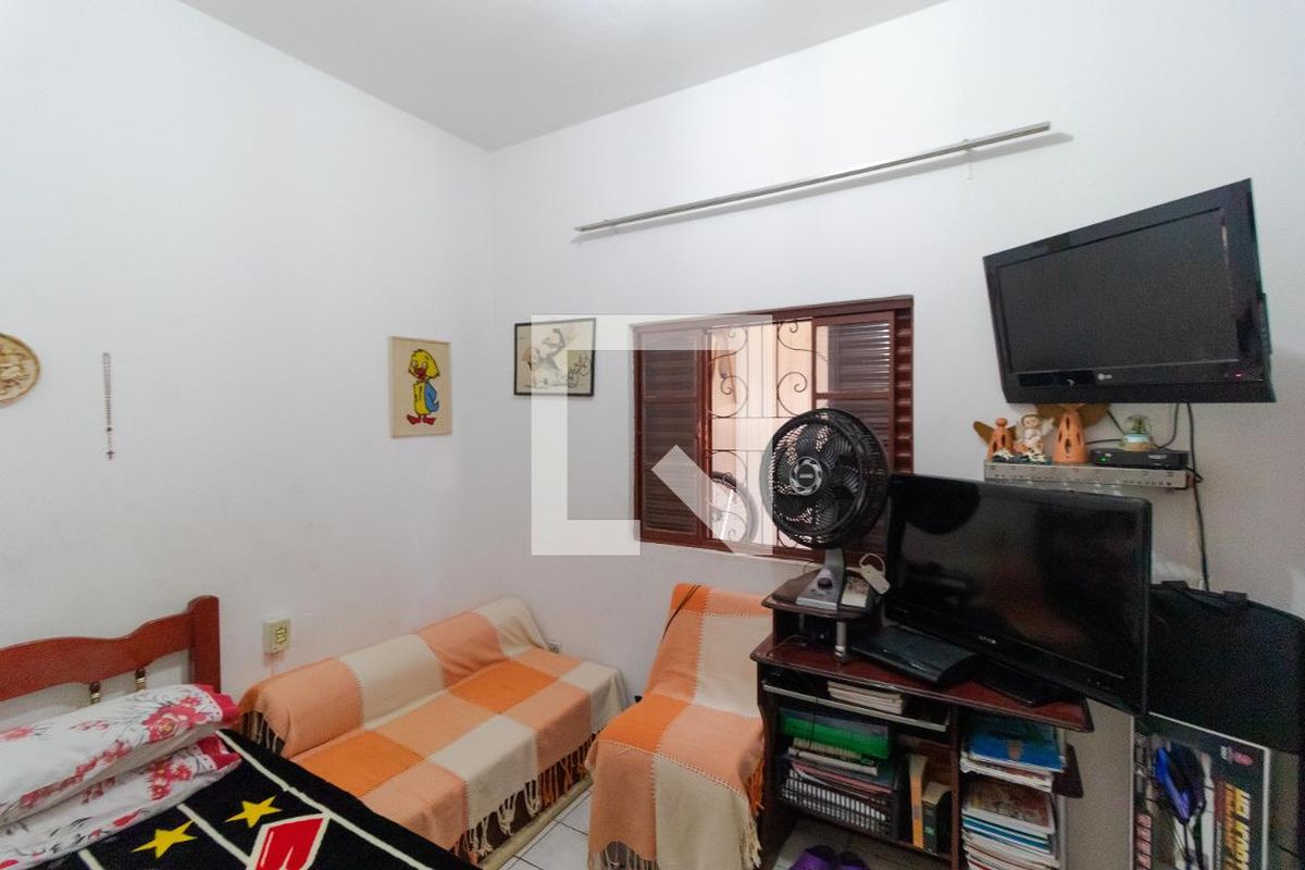 Casa à Venda - Jardim Flamboyant, 4 Quartos,  319 m2 em , Campinas - sp | SoloBR