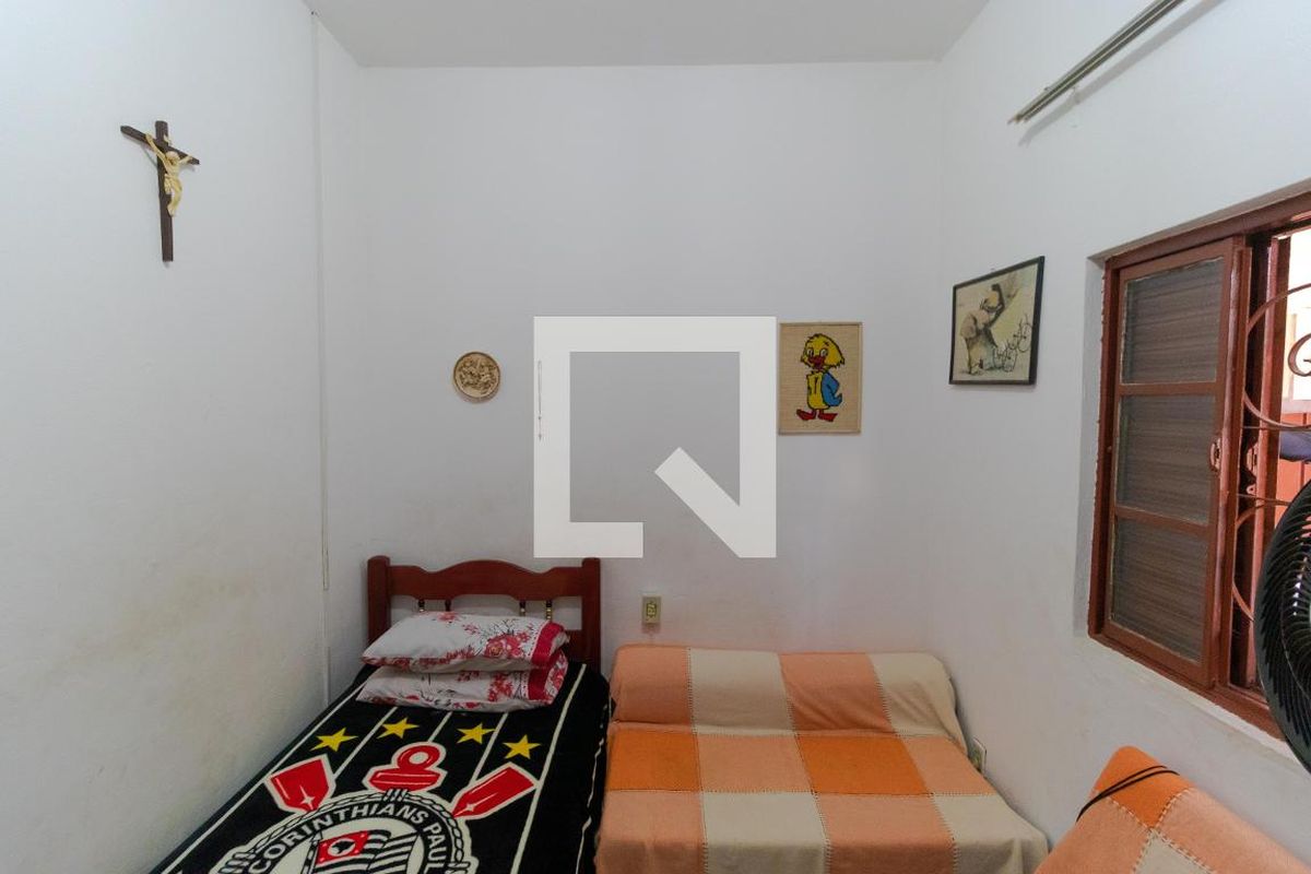 Casa à Venda - Jardim Flamboyant, 4 Quartos,  319 m2 em , Campinas - sp | SoloBR