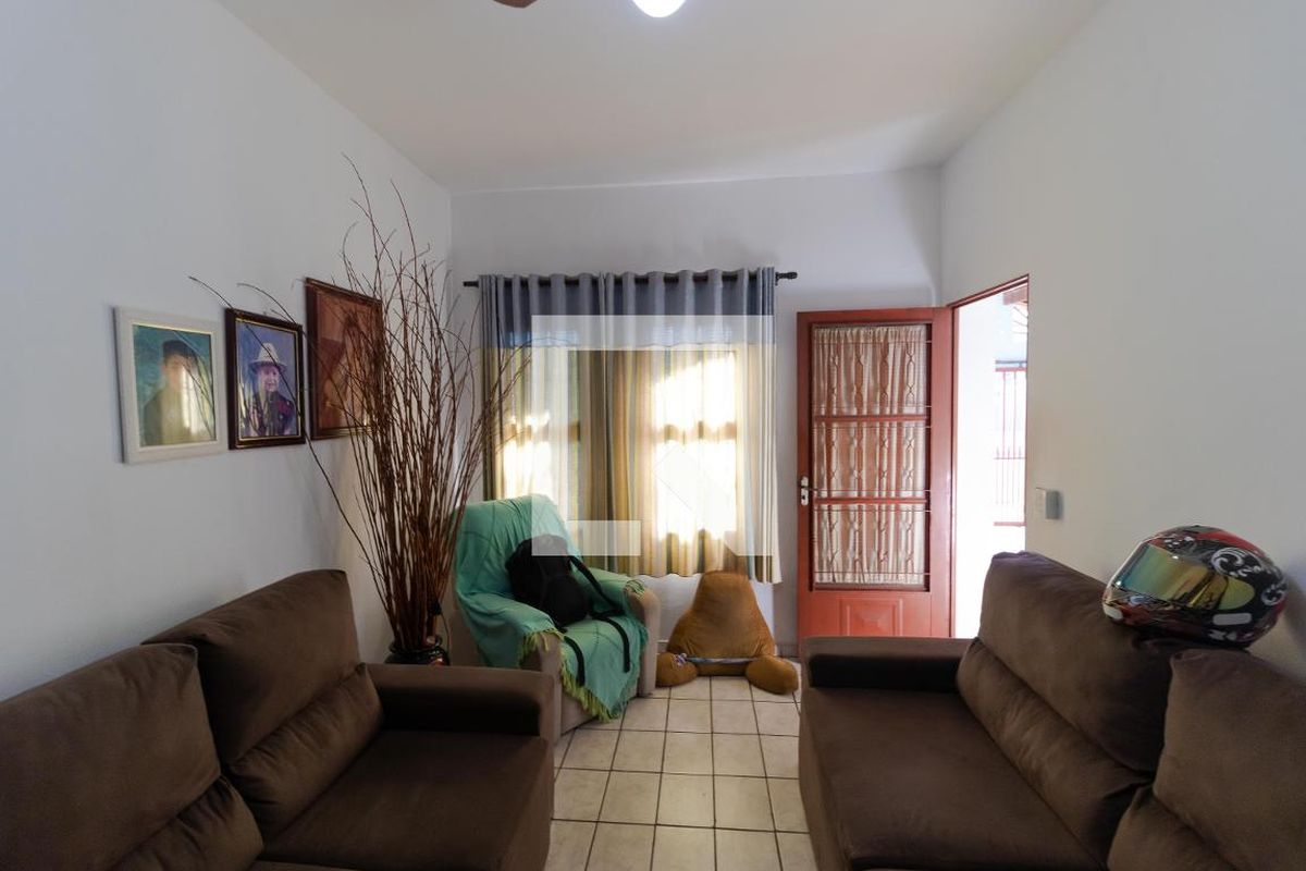 Casa à Venda - Jardim Flamboyant, 4 Quartos,  319 m2 em , Campinas - sp | SoloBR
