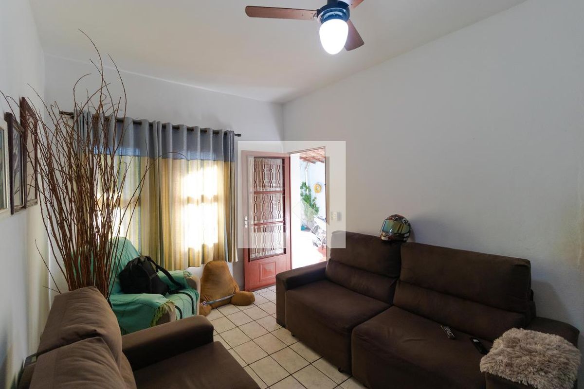Casa à Venda - Jardim Flamboyant, 4 Quartos,  319 m2 em , Campinas - sp | SoloBR