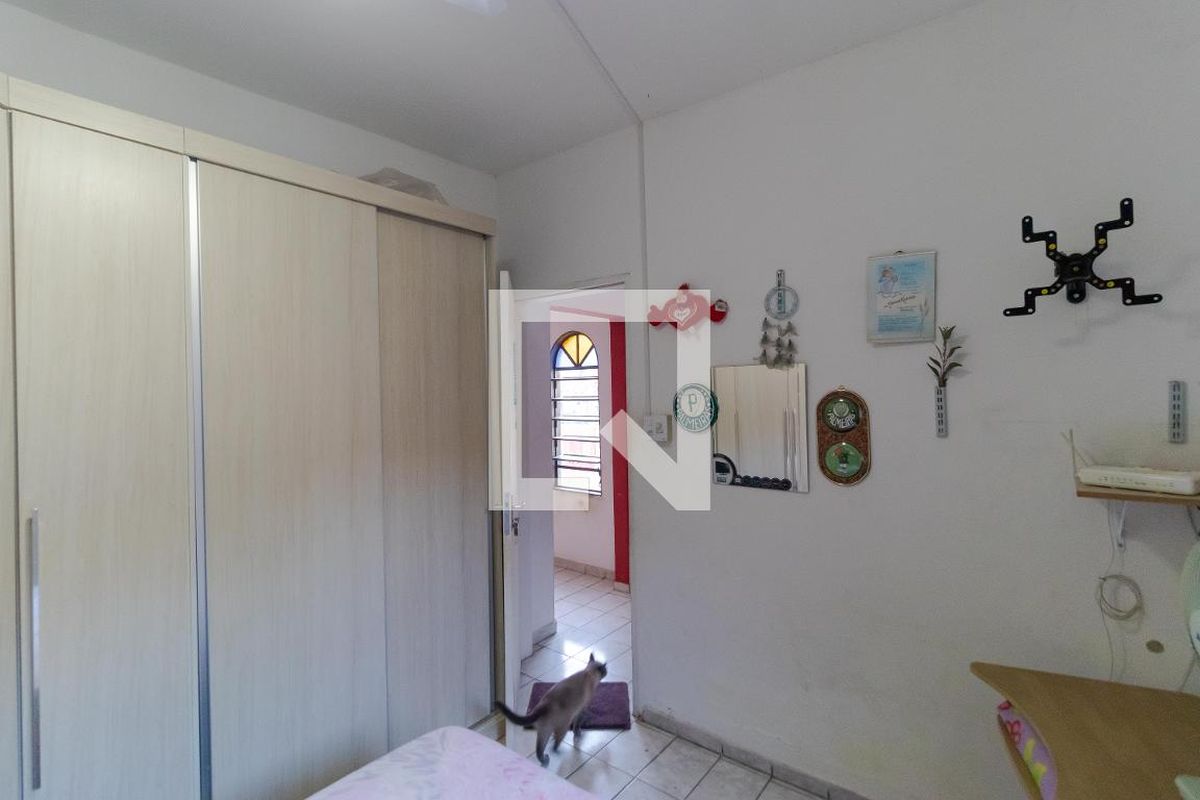 Casa à Venda - Jardim Flamboyant, 4 Quartos,  319 m2 em , Campinas - sp | SoloBR