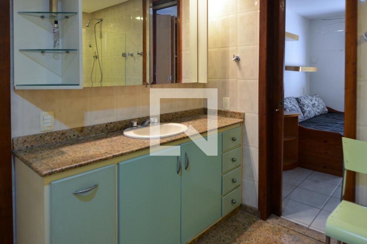 Apartamento, 2 quartos, 120 m² - Foto 50