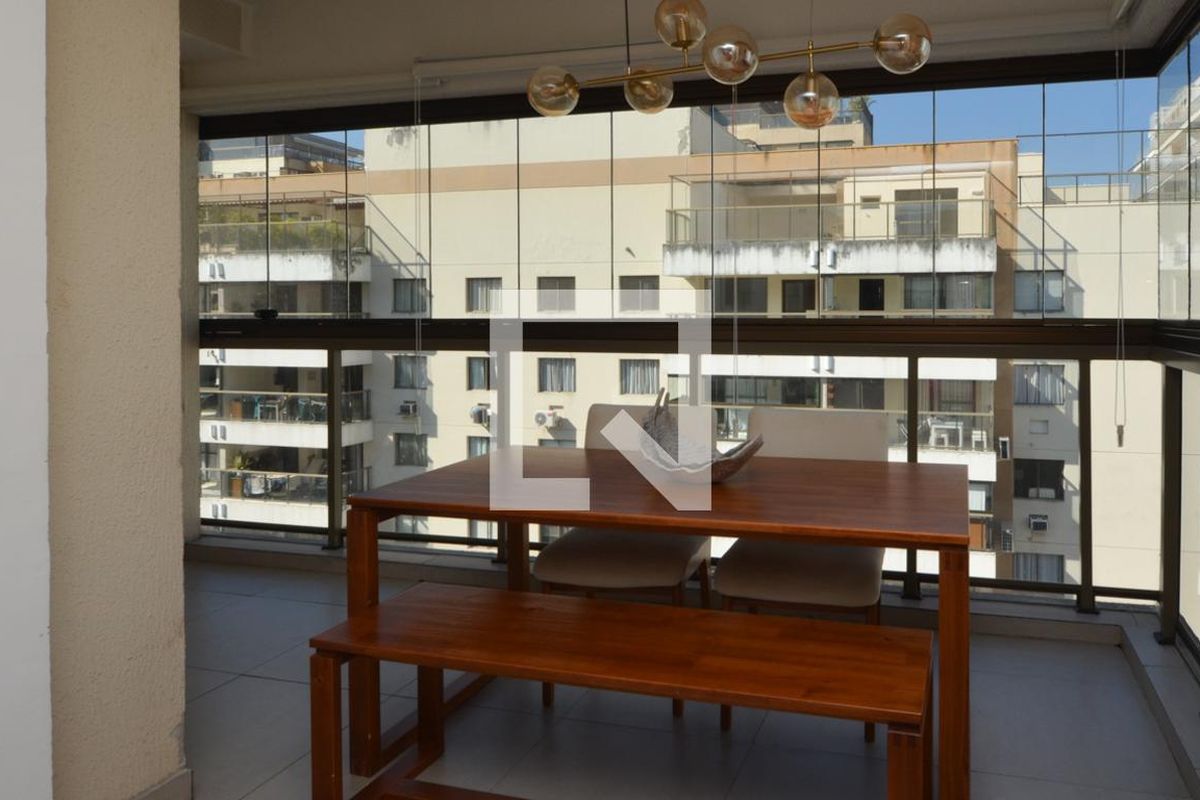 Cobertura, 3 quartos, 211 m² - Foto 12