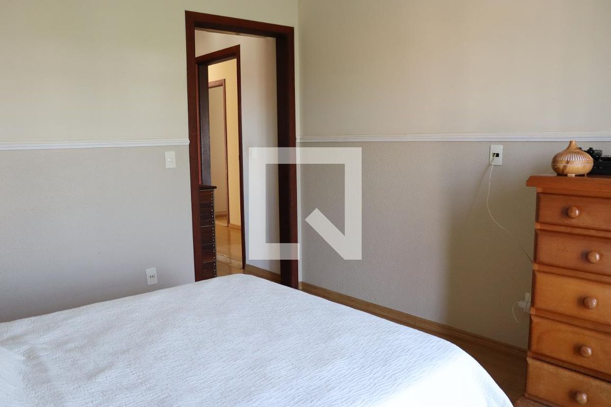Casa à Venda - Mansões Santo Antônio, 3 Quartos,  299 m2 em , Campinas - sp | SoloBR