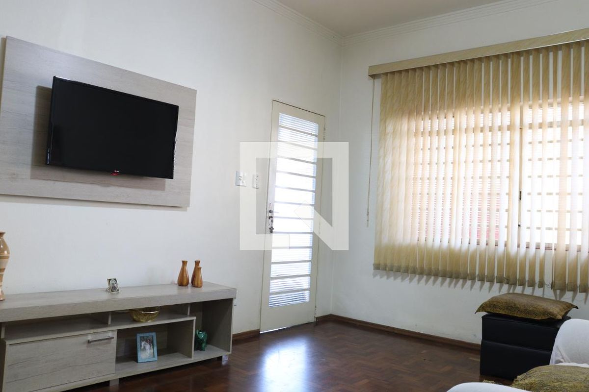 Casa à Venda - Bosque, 3 Quartos,  193 m2 em , Campinas - sp | SoloBR