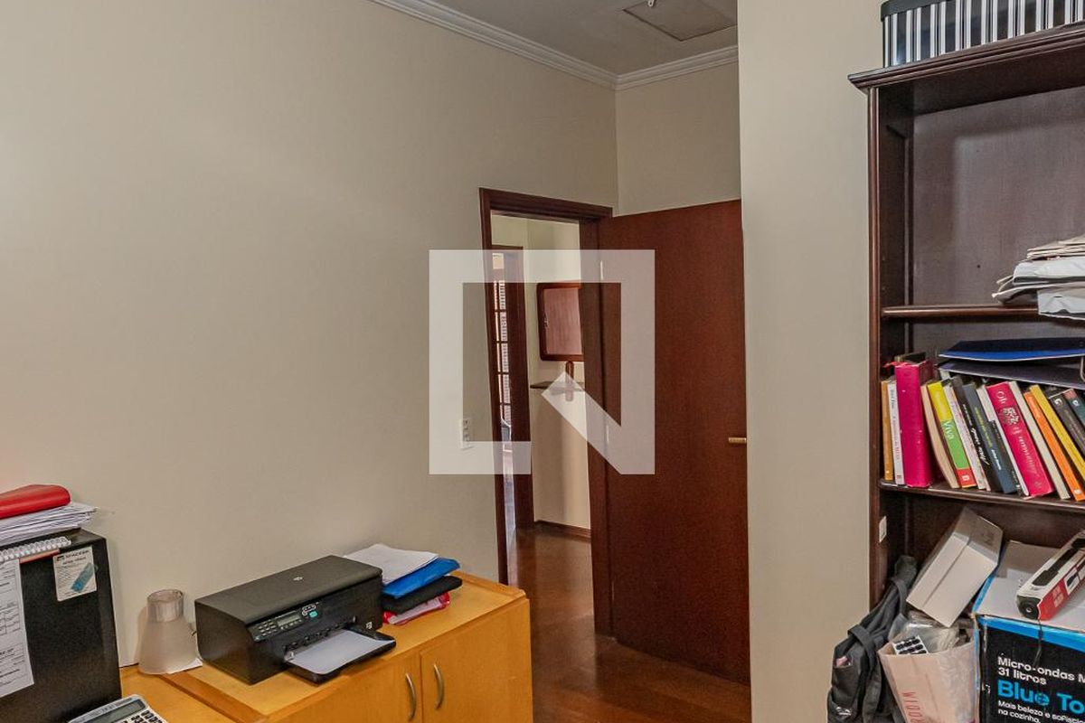 Casa à Venda - Mansões Santo Antônio, 4 Quartos,  220 m2 em , Campinas - sp | SoloBR