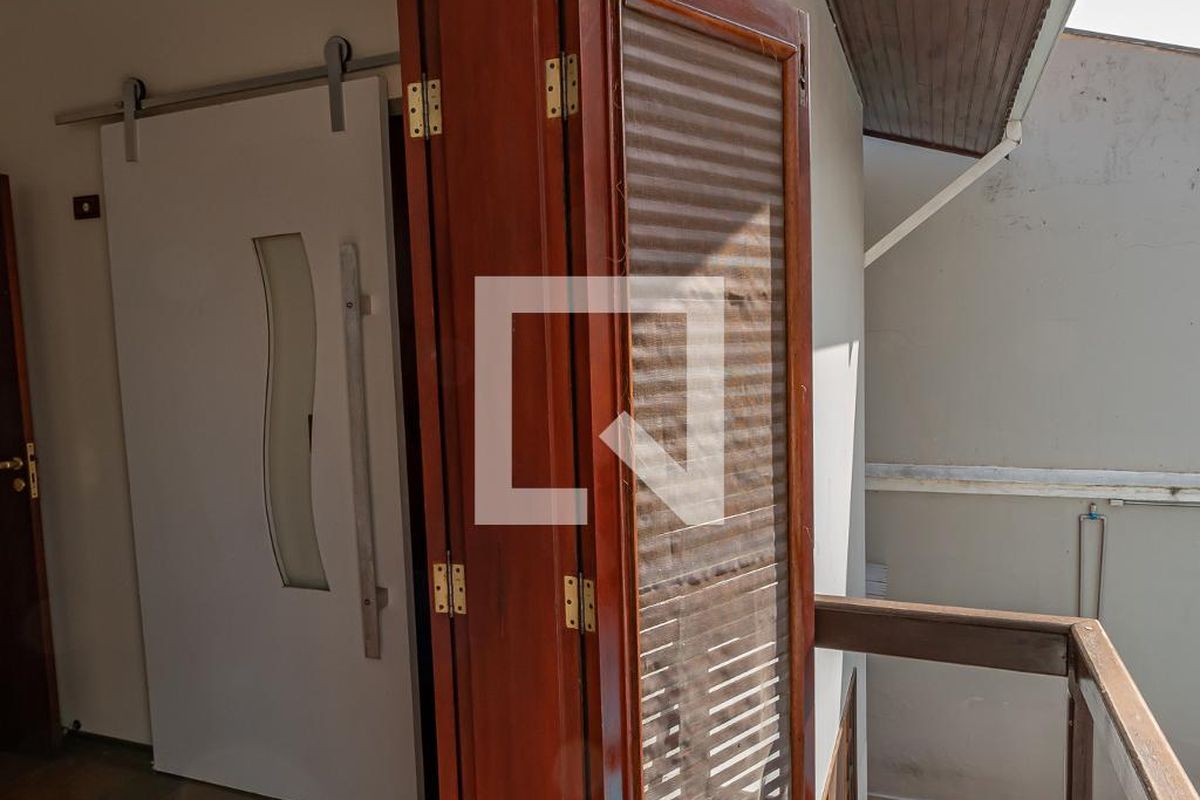 Casa à Venda - Mansões Santo Antônio, 4 Quartos,  220 m2 em , Campinas - sp | SoloBR