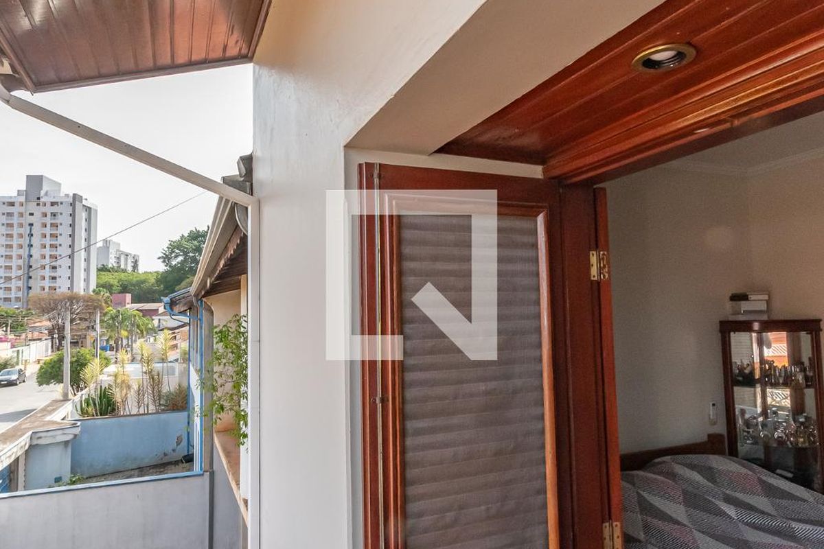 Casa à Venda - Mansões Santo Antônio, 4 Quartos,  220 m2 em , Campinas - sp | SoloBR