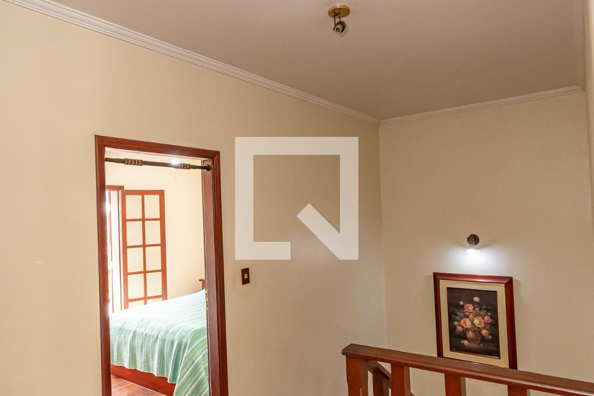Casa à Venda - Mansões Santo Antônio, 4 Quartos,  220 m2 em , Campinas - sp | SoloBR