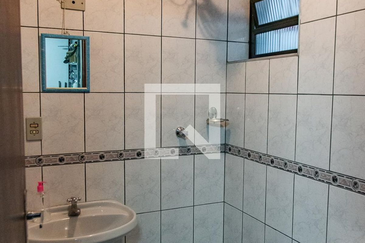 Casa, 8 quartos, 240 m² - Foto 31