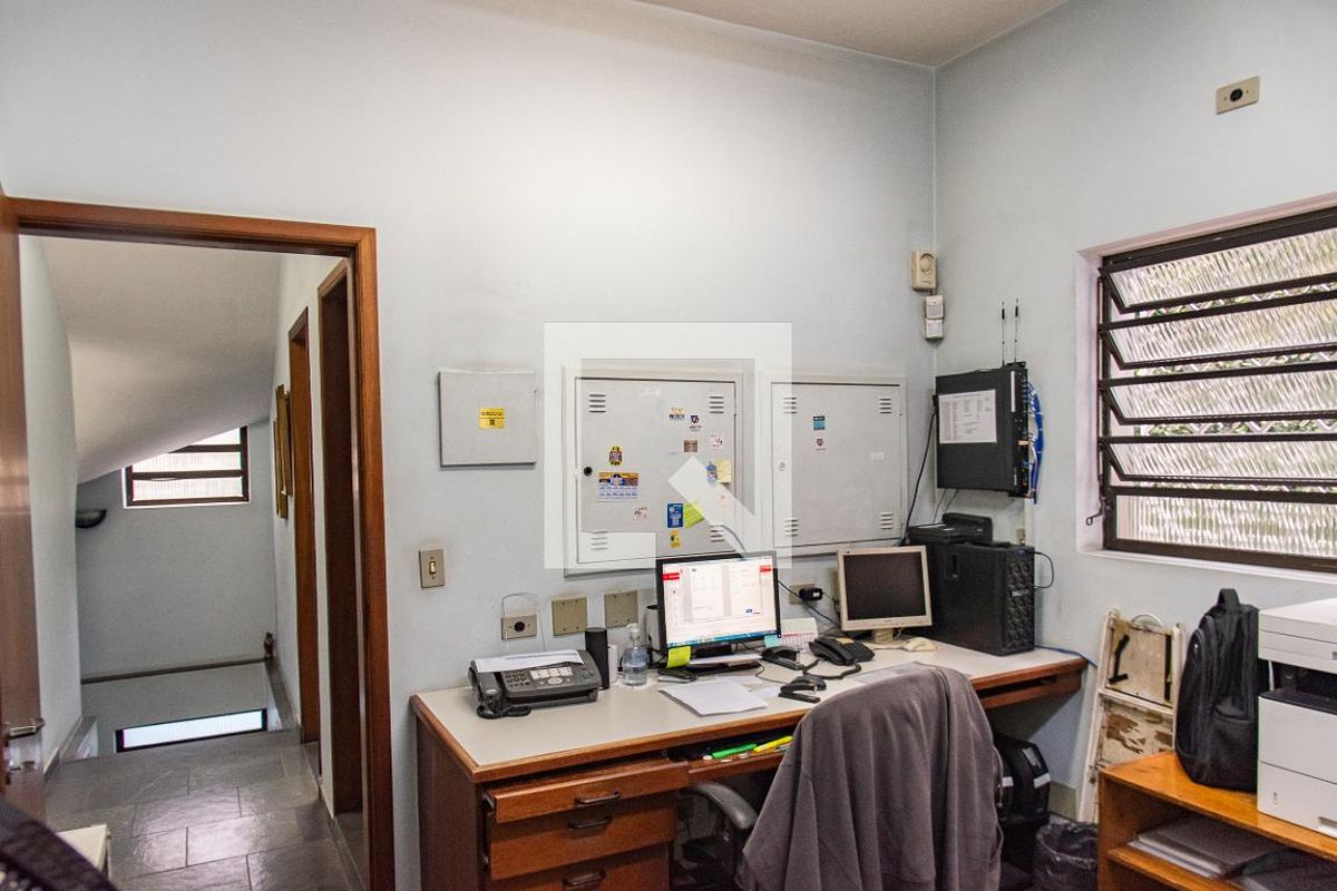 Casa, 8 quartos, 240 m² - Foto 21