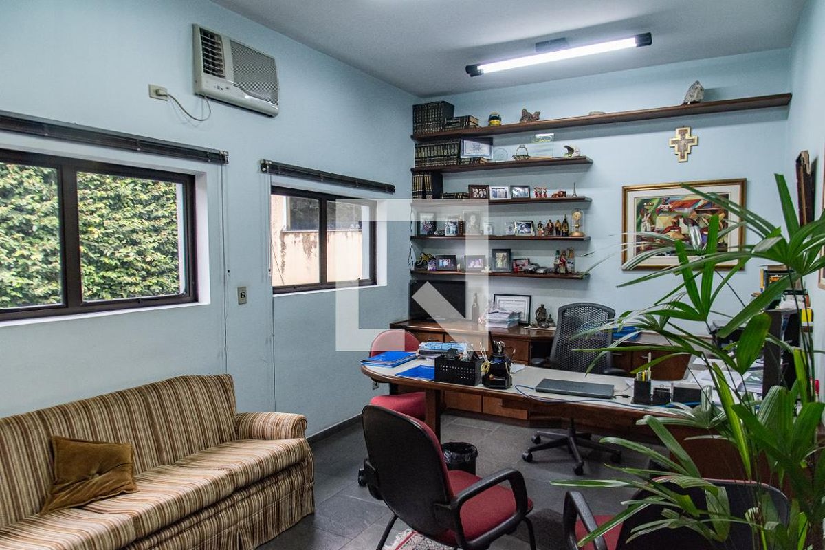 Casa, 8 quartos, 240 m² - Foto 49