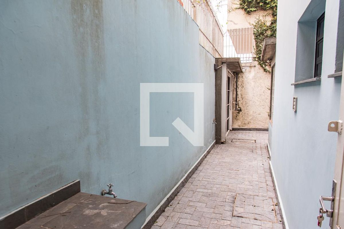 Casa, 8 quartos, 240 m² - Foto 43