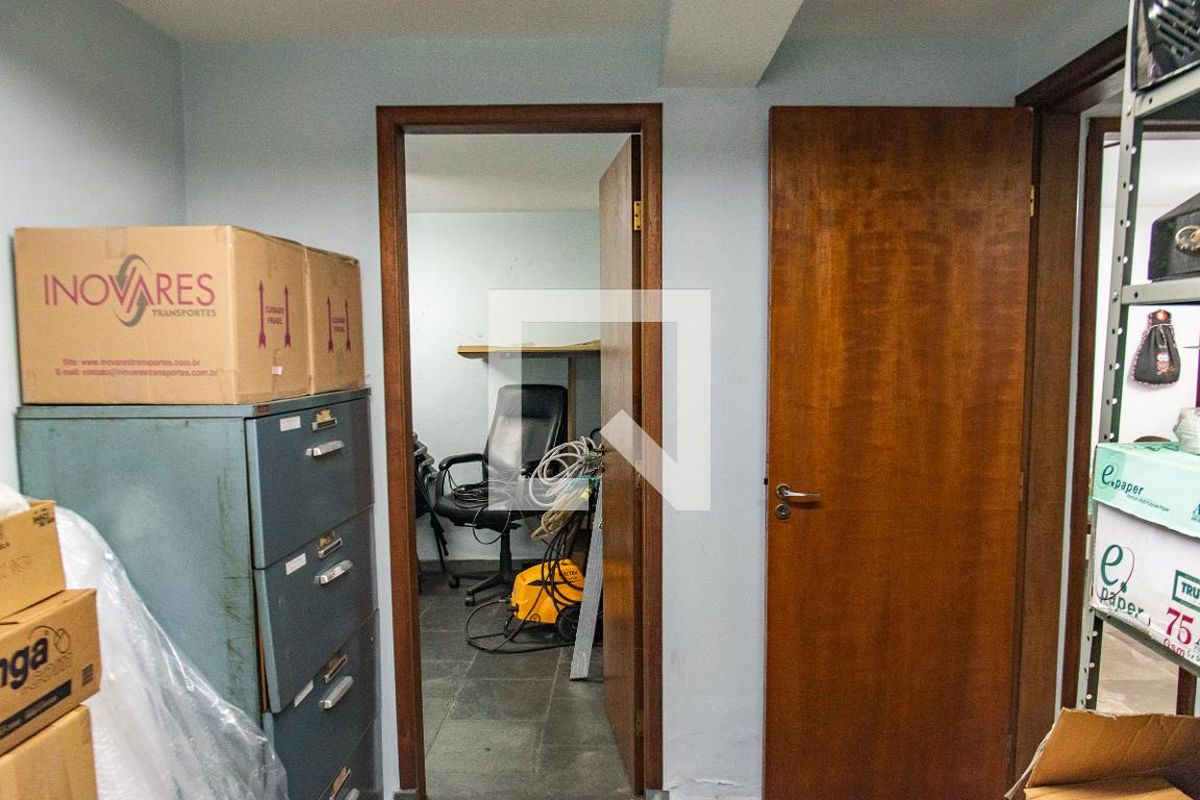 Casa, 8 quartos, 240 m² - Foto 38