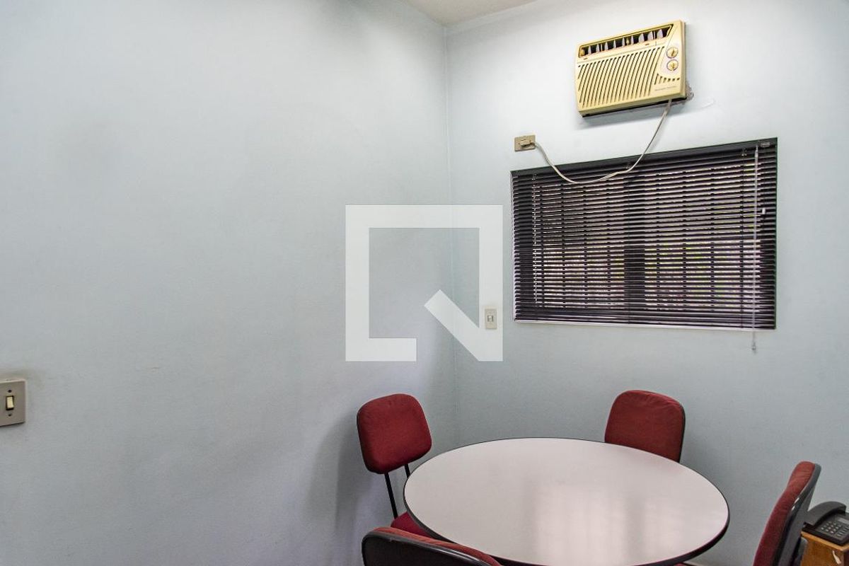 Casa, 8 quartos, 240 m² - Foto 11