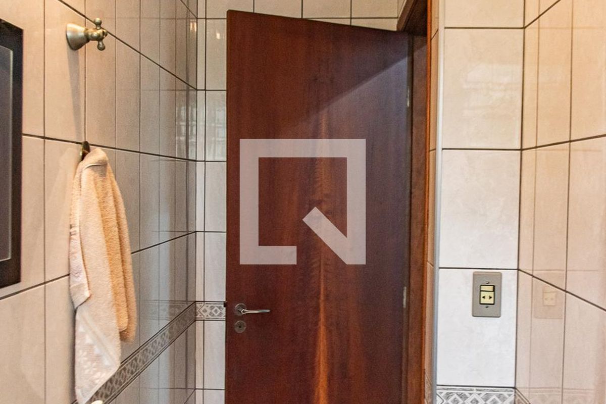 Casa, 8 quartos, 240 m² - Foto 68