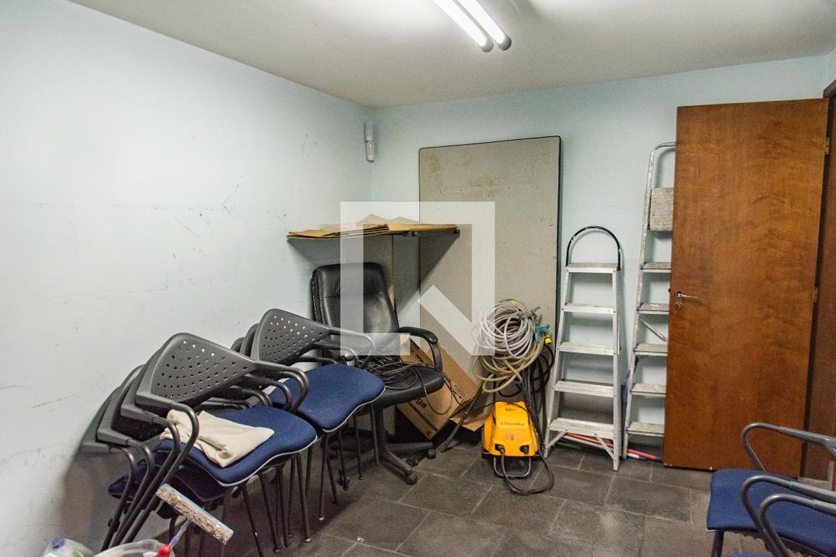 Casa, 8 quartos, 240 m² - Foto 28