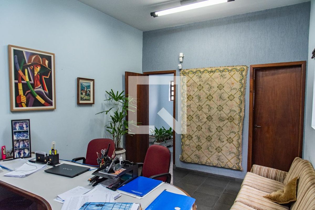 Casa, 8 quartos, 240 m² - Foto 52
