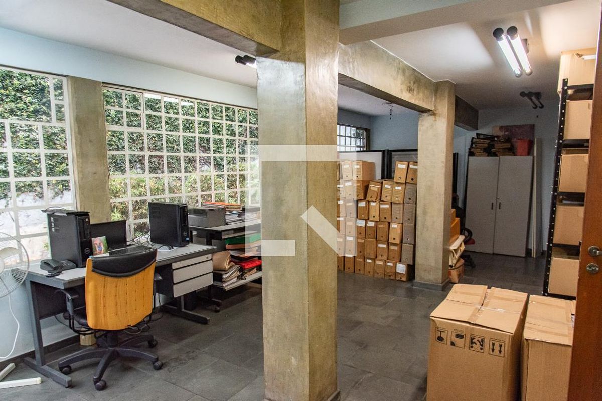 Casa, 8 quartos, 240 m² - Foto 24