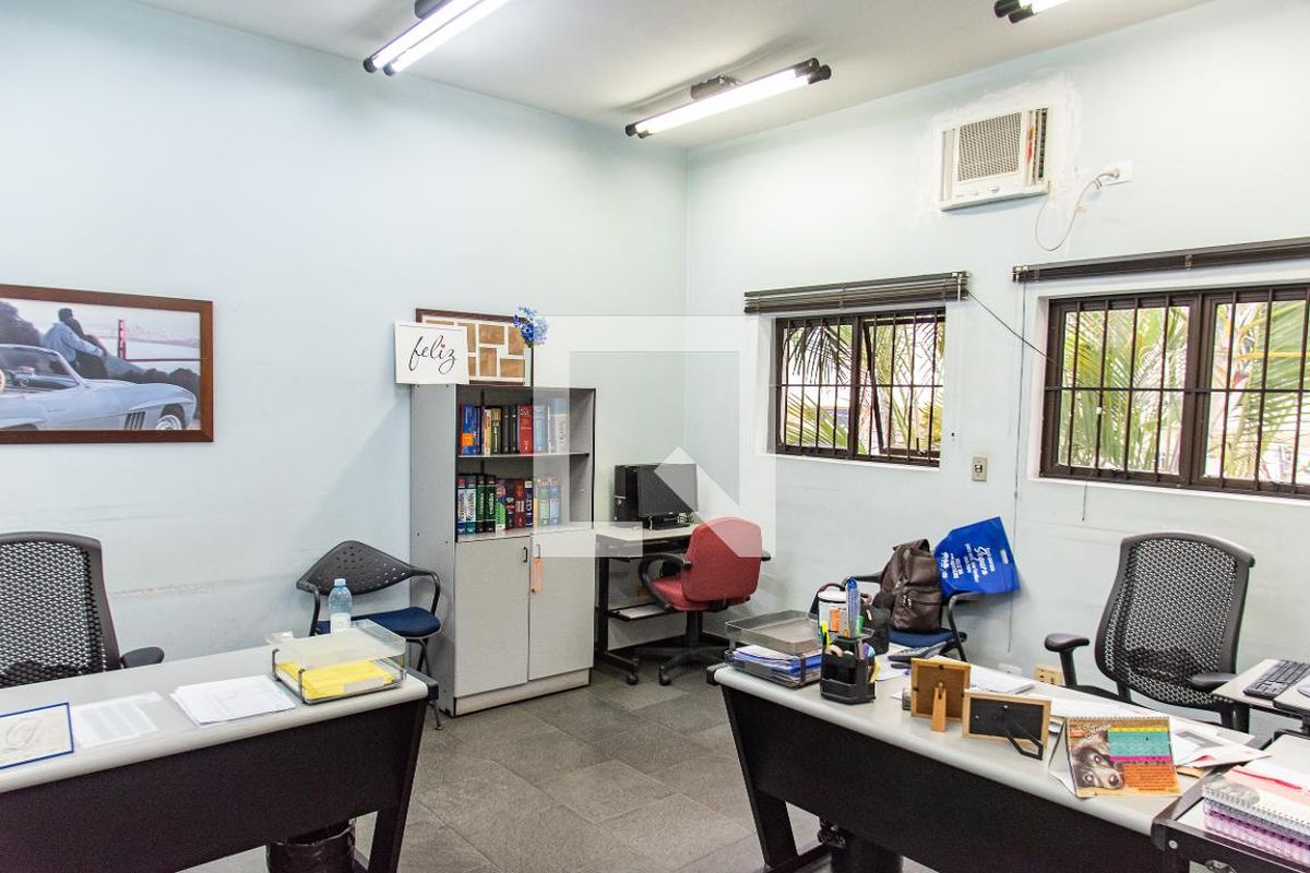 Casa, 8 quartos, 240 m² - Foto 57